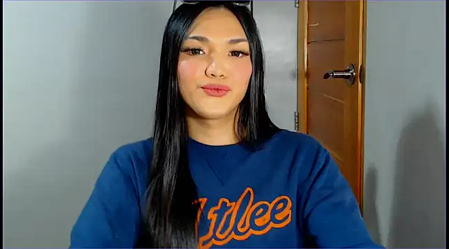 Snapshot of WONDERWOMAN2023 chatting on March 20, 4:42 pm WONDERWOMAN2023 online show from March 20, 4:42 pm