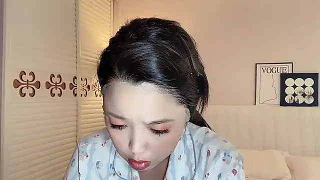 Snapshot of kk_lele chatting on June 27, 4:39 am kk lele online show from June 27, 4:39 am
