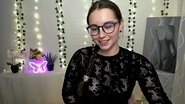 SweetPrincess  online show from February 21, 3:43 pm