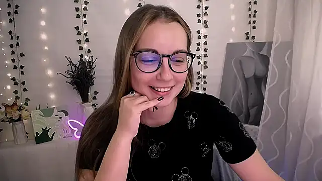 SweetPrincess  online show from September 15, 5:40 am