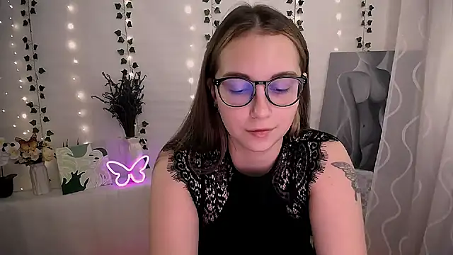 SweetPrincess  online show from September 22, 5:42 am