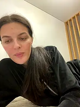 little belucci online show from October 21, 3:35 pm