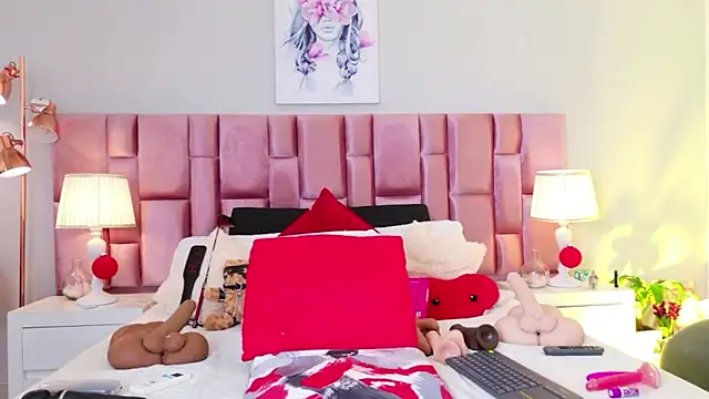 Anaa Bellaa online show from April 10, 12:43 pm