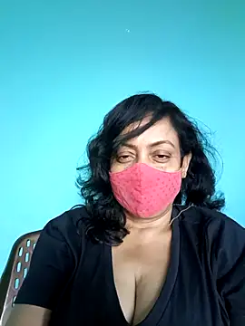Snapshot of love_suman chatting on February 17, 3:15 am love suman online show from February 17, 3:15 am