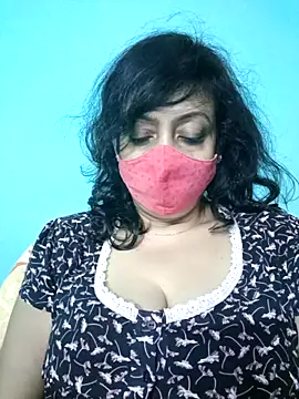 Snapshot of love_suman chatting on February 20, 7:19 pm love suman online show from February 20, 7:19 pm