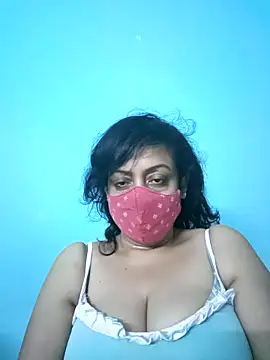 Snapshot of love_suman chatting on February 21, 2:59 pm love suman online show from February 21, 2:59 pm