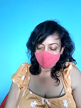 Snapshot of love_suman chatting on February 23, 1:35 am love suman online show from February 23, 1:35 am