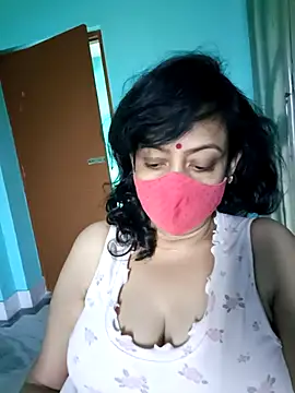 Snapshot of love_suman chatting on February 23, 9:44 am love suman online show from February 23, 9:44 am