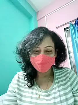 Snapshot of love_suman chatting on February 24, 12:20 am love suman online show from February 24, 12:20 am