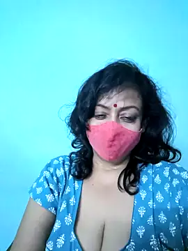 Snapshot of love_suman chatting on March 9, 3:27 pm love suman online show from March 9, 3:27 pm