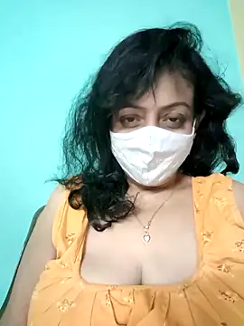 Snapshot of love_suman chatting on September 9, 4:28 pm love suman online show from September 9, 4:28 pm
