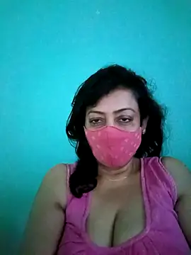 Snapshot of love_suman chatting on October 5, 2:43 am love suman online show from October 5, 2:43 am