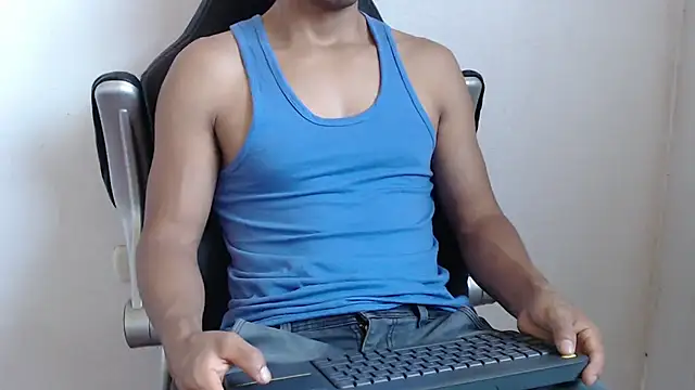 Snapshot of sexatlexx chatting on February 8, 2:38 pm sexatlexx online show from February 8, 2:38 pm