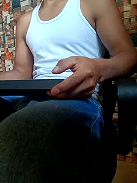 Snapshot of sexatlexx chatting on September 25, 2:43 pm sexatlexx online show from September 25, 2:43 pm