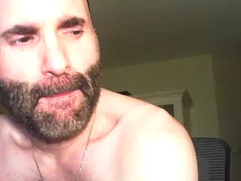 Snapshot of oneman555@xh chatting on January 22, 1:20 am oneman555xh online show from January 22, 1:20 am