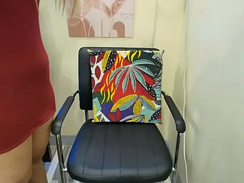 Snapshot of Skinny_regie99xxx chatting on October 1, 11:27 am Skinny regie99xxx online show from October 1, 11:27 am