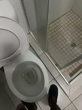 ROBOSTALLION online show from April 2, 7:11 pm