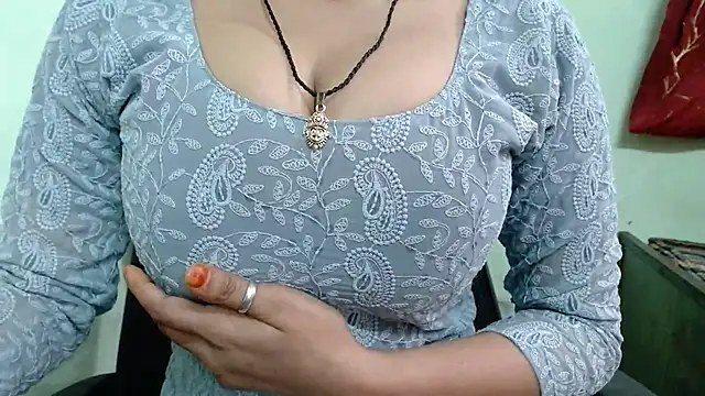 Snapshot of sweet-alia chatting on September 14, 11:53 am sweet-alia online show from September 14, 11:53 am