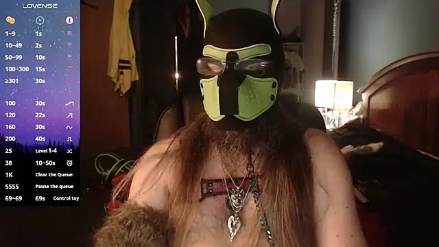 kinkywolf429 online show from March 20, 12:15 am