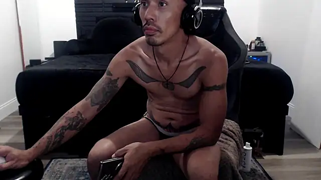 inc25cbxh online show from April 17, 8:50 am