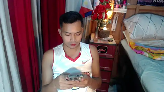 Snapshot of Asianboybig1_Daniel chatting on October 24, 9:49 am Asianboybig1 Daniel online show from October 24, 9:49 am
