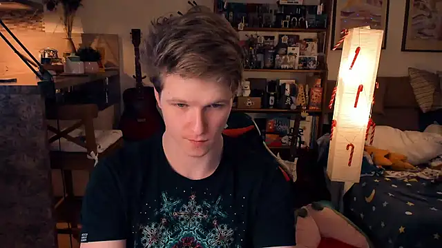 Breston Sweet online show from December 4, 9:24 pm