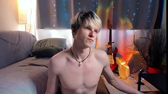 Breston Sweet online show from April 12, 1:27 pm