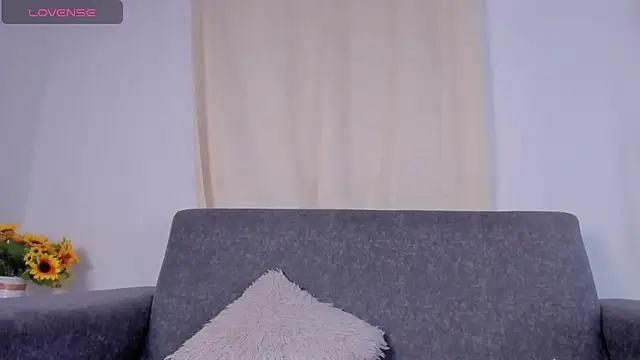 Snapshot of isa_kiss chatting on February 7, 6:34 pm isa kiss online show from February 7, 6:34 pm