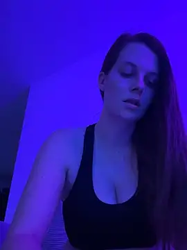 Snapshot of newMichelle chatting on December 16, 7:37 am newMichelle online show from December 16, 7:37 am