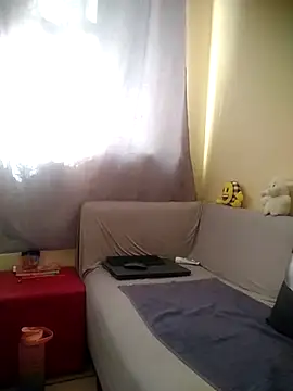 Snapshot of smalltitiz chatting on September 15, 8:03 am smalltitiz online show from September 15, 8:03 am