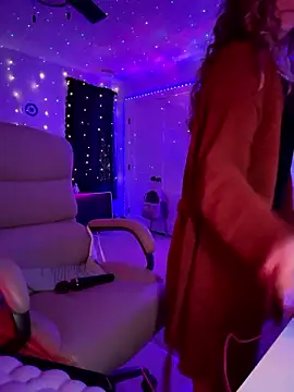 Snapshot of sage_love chatting on December 2, 4:42 am sage love online show from December 2, 4:42 am