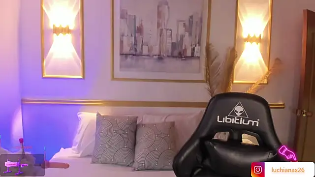 lucy26  online show from January 19, 2:25 am