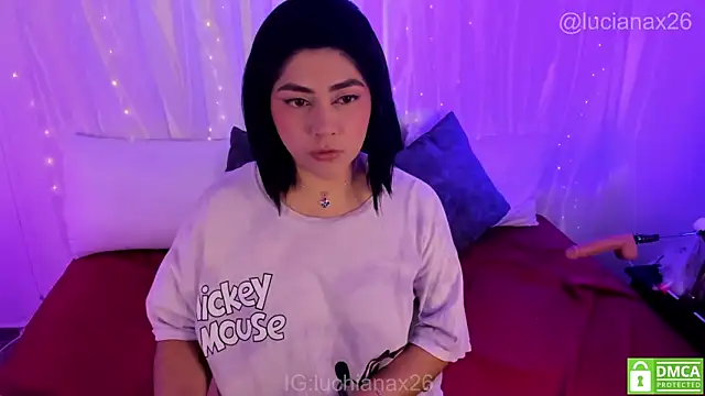 Snapshot of lucy26_ chatting on December 18, 3:23 am lucy26 online show from December 18, 3:23 am