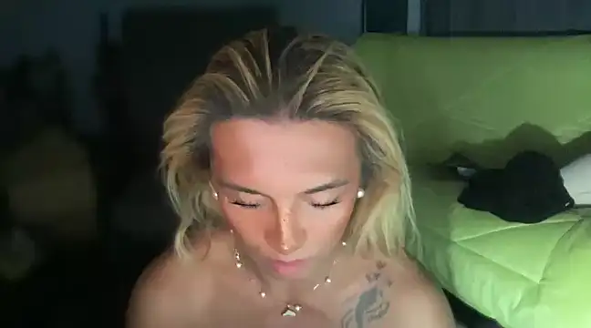 Snapshot of cockprincess_diannaxx chatting on December 30, 8:58 pm cockprincess diannaxx online show from December 30, 8:58 pm