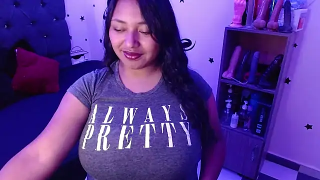 Snapshot of tatiana_wd chatting on January 31, 1:22 am tatiana wd online show from January 31, 1:22 am