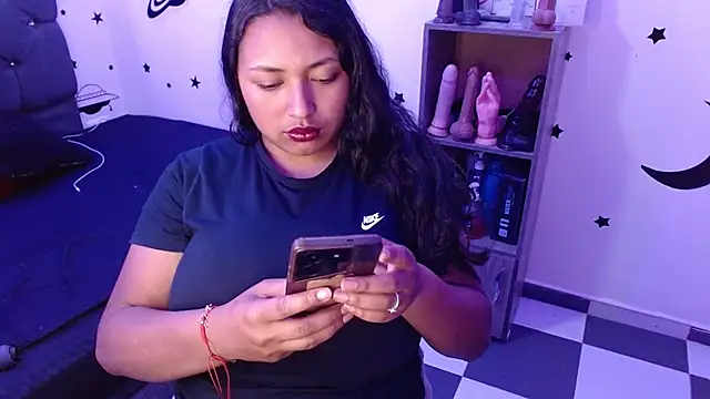 Snapshot of tatiana_wd chatting on March 16, 1:38 am tatiana wd online show from March 16, 1:38 am