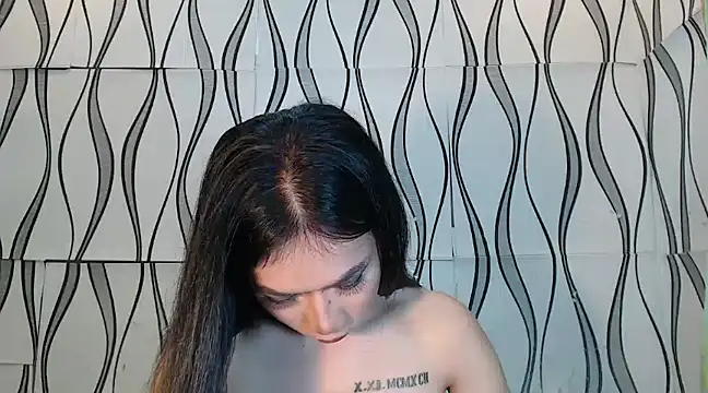 Snapshot of AsianFuckBuddies chatting on January 8, 12:05 pm AsianFuckBuddies online show from January 8, 12:05 pm