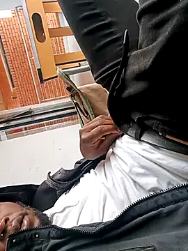 chef-dudi012 online show from April 15, 6:42 am