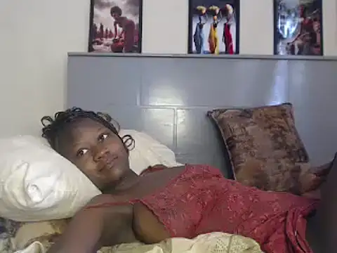 CandyLovesU2 online show from February 12, 8:49 am