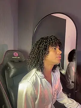 Lucas eevans online show from February 4, 12:55 pm