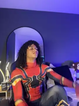 Lucas eevans online show from April 12, 1:38 pm