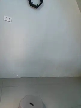 PrinceAkie online show from February 16, 2:31 am