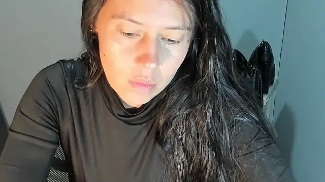 sandyquinnxx online show from March 18, 4:43 pm