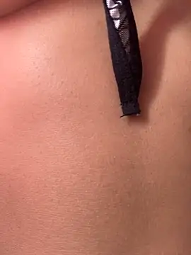 Snapshot of Anamhenao chatting on February 1, 1:42 pm Anamhenao online show from February 1, 1:42 pm