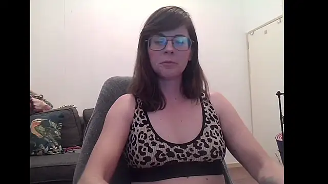 SavannaGirly online show from February 13, 12:23 pm