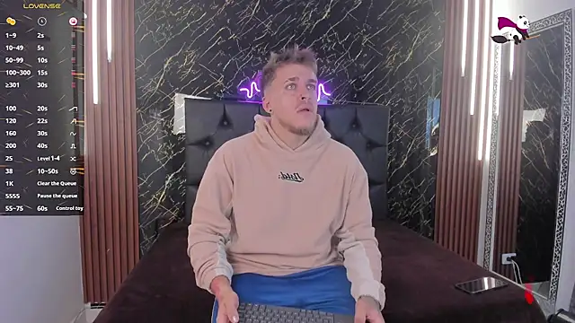 keane lee online show from October 28, 12:09 pm