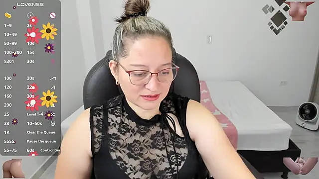 Snapshot of alejandra_milf_ chatting on March 8, 4:17 pm alejandra milf online show from March 8, 4:17 pm