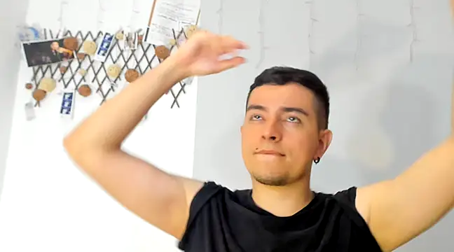 Jhoan saenz online show from February 27, 4:09 am