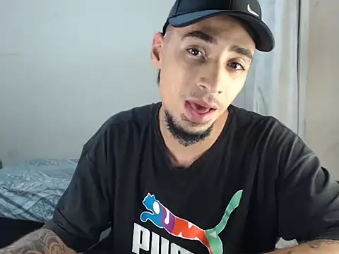 emiliano hottt online show from January 31, 4:25 am