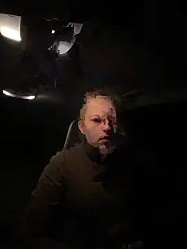 Girlnina-1995 online show from December 20, 5:25 am